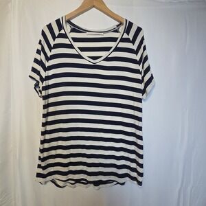 Double Zero Striped V-Neck Top Small Navy Blue White Short Sleeve‎ Stretch